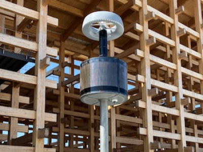 smart pole with perovskite tło